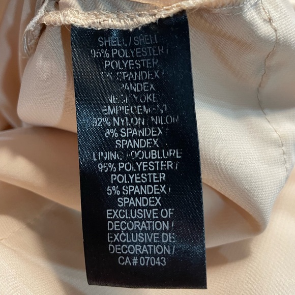 [6] LABEL BY FIVE TWELVE Dress Nude laser cut with bow - Picture 11 of 11